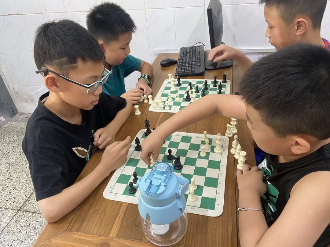城北小学 棋类.JPG