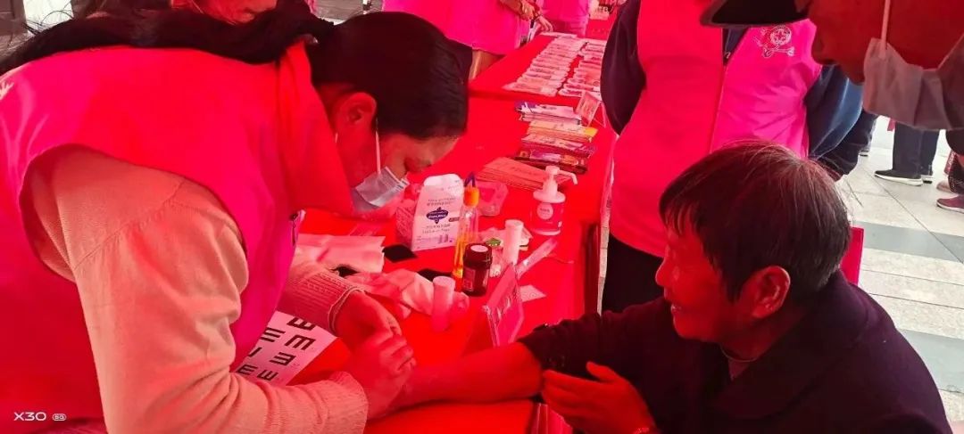 倡导全民阅读理念.JPG