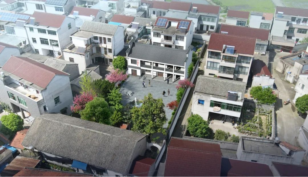 乐龄之家鸟瞰图.jpg 乐龄之家鸟瞰图.jpg